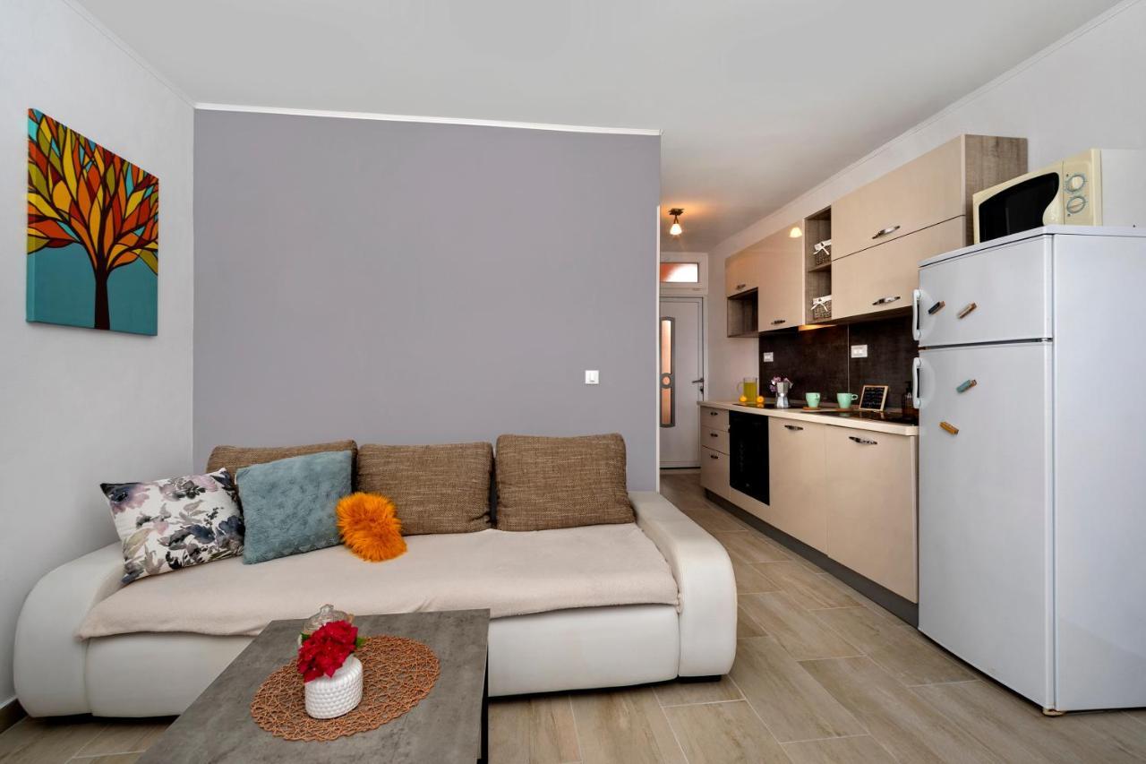 B Apartment Ravni Exteriör bild